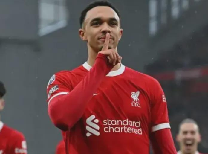 TianBo Sports-婉拒曼城,皇马球星仍想留队,处境艰难却仍表态:不愿去英超